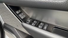 Land Rover Range Rover Velar 2.0 P300 R-Dynamic SE 5dr Auto Petrol Estate